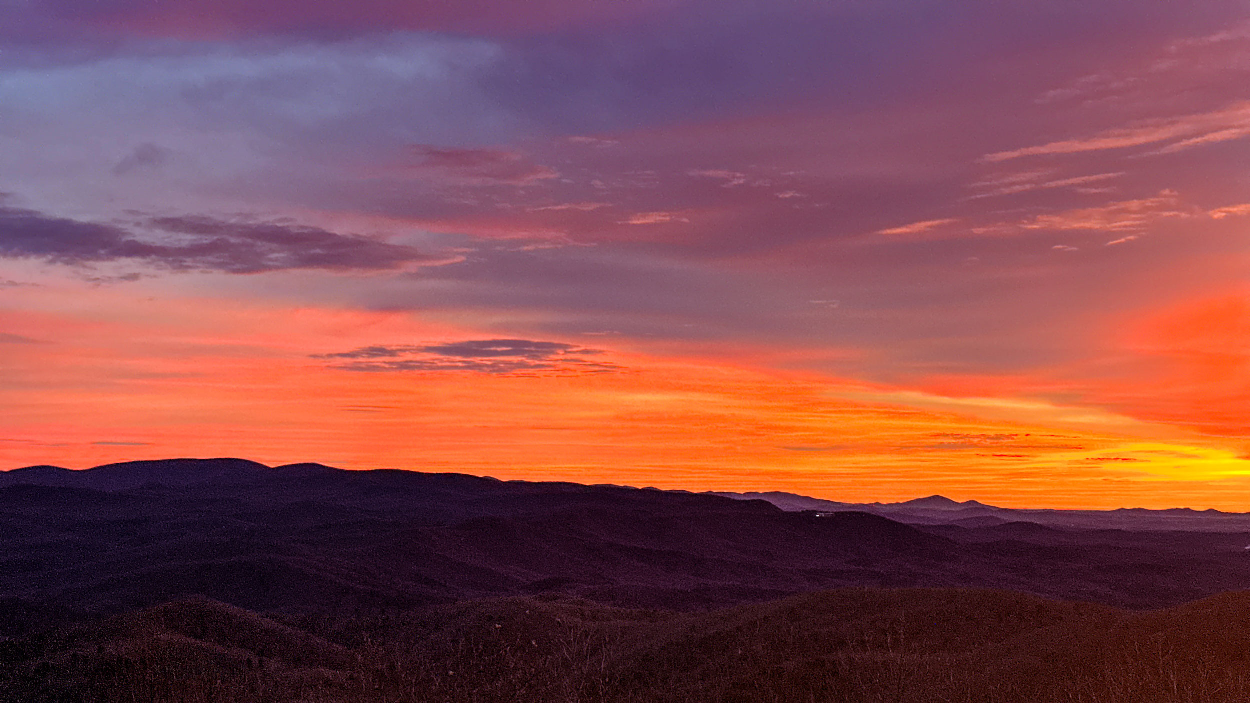 018 2025 12 04 crimson horizon over blue ridge