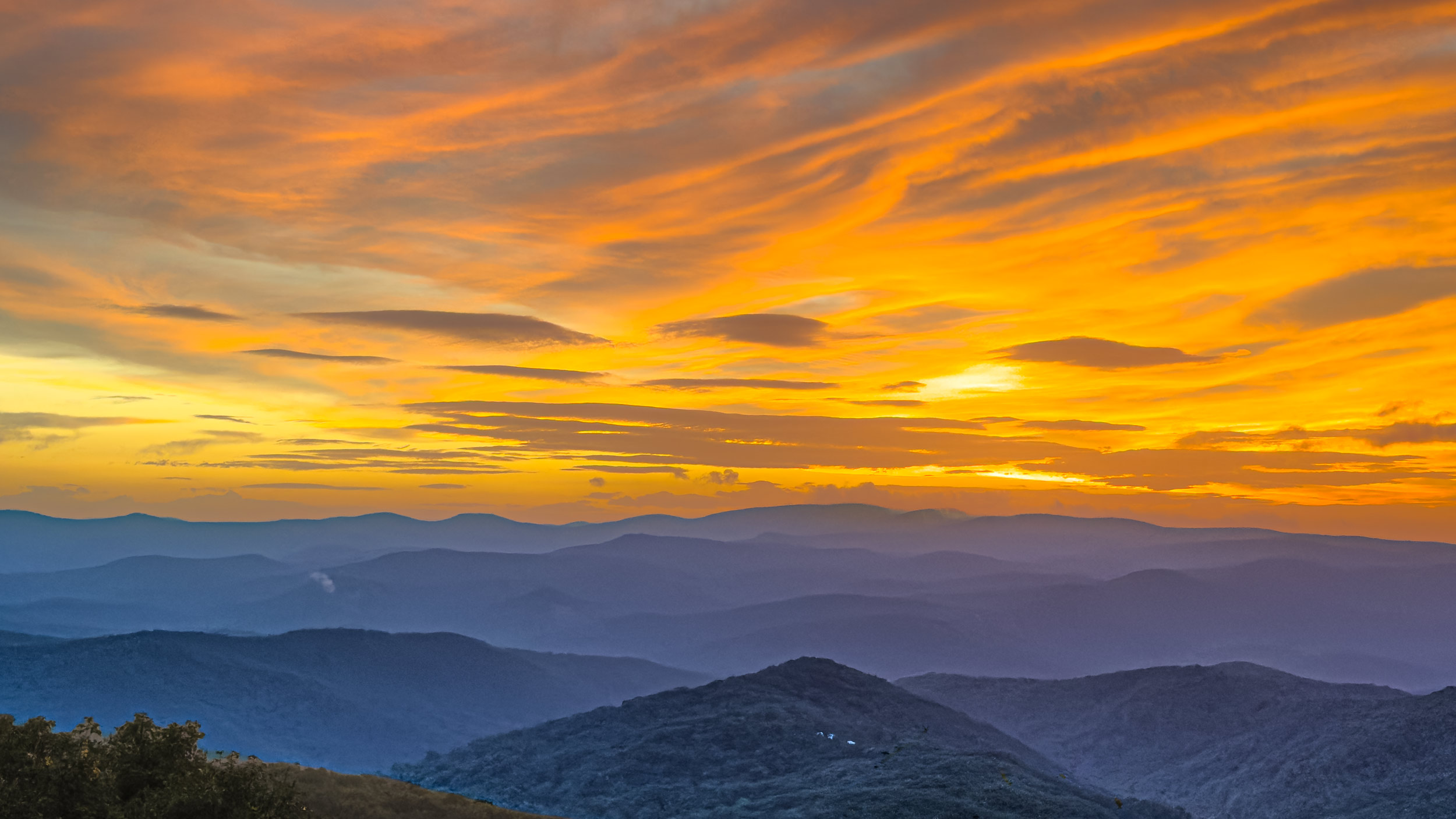 040 2026 07 22 atmospheric orange sunrise blue ridge mountains